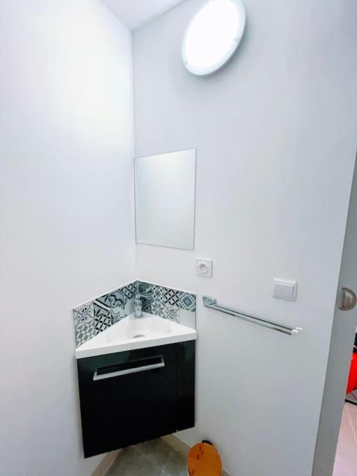 Mini-Studio De 10M² En Centre-Ville De Beziers Exterior photo
